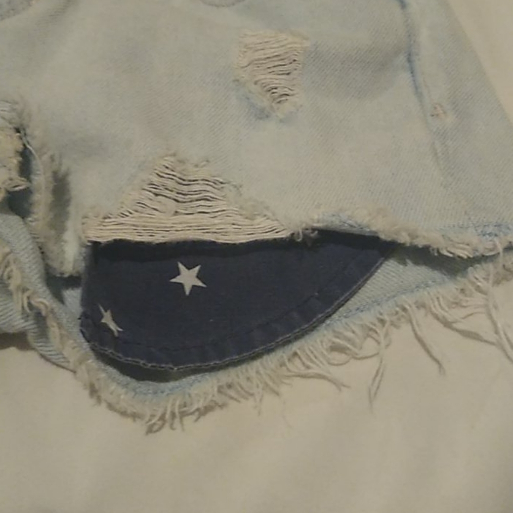 Overall - Picture 3 of 4